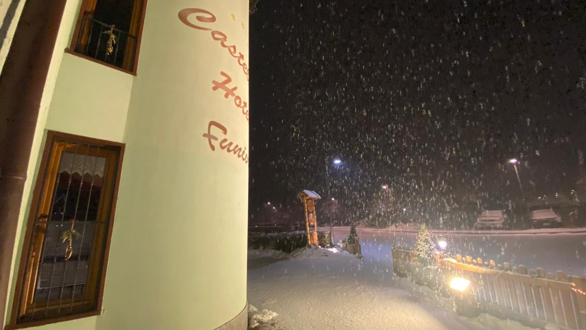 Casteluce Hotel Funivie Pinzolo Exteriér fotografie