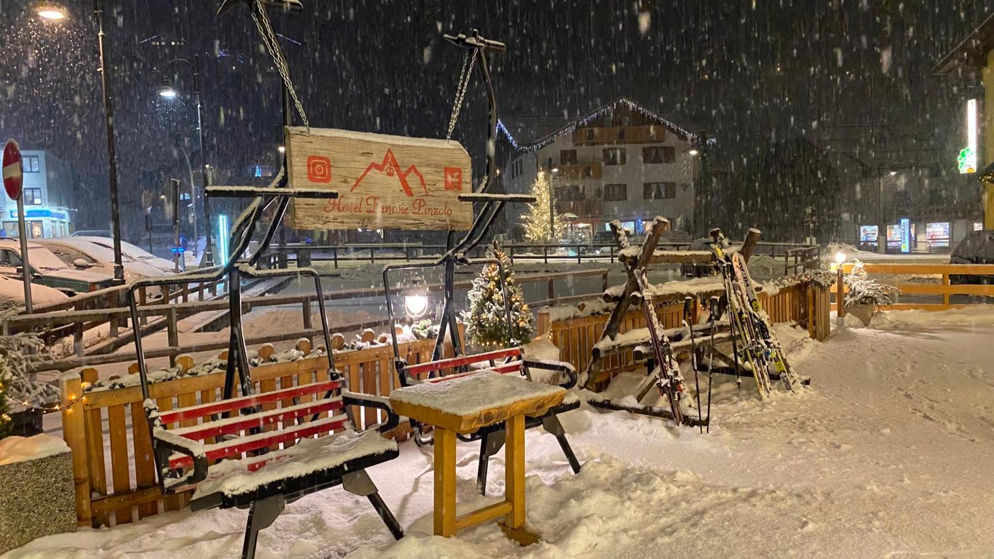 Casteluce Hotel Funivie Pinzolo Exteriér fotografie