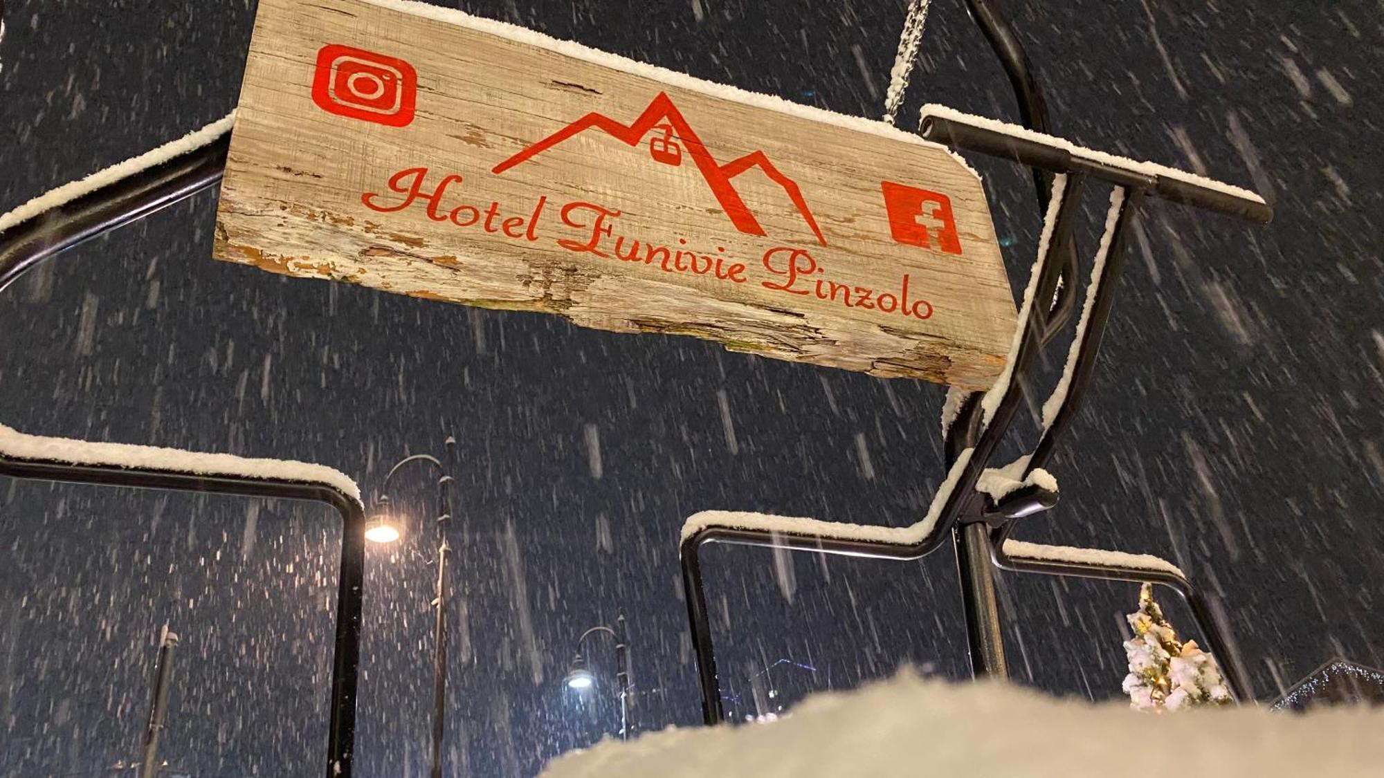 Casteluce Hotel Funivie Pinzolo Exteriér fotografie