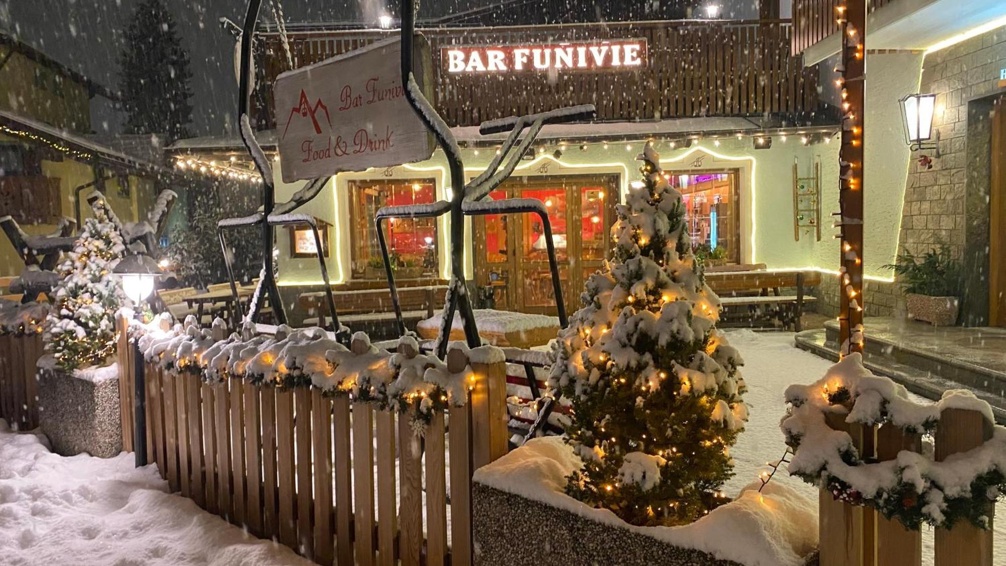 Casteluce Hotel Funivie Pinzolo Exteriér fotografie