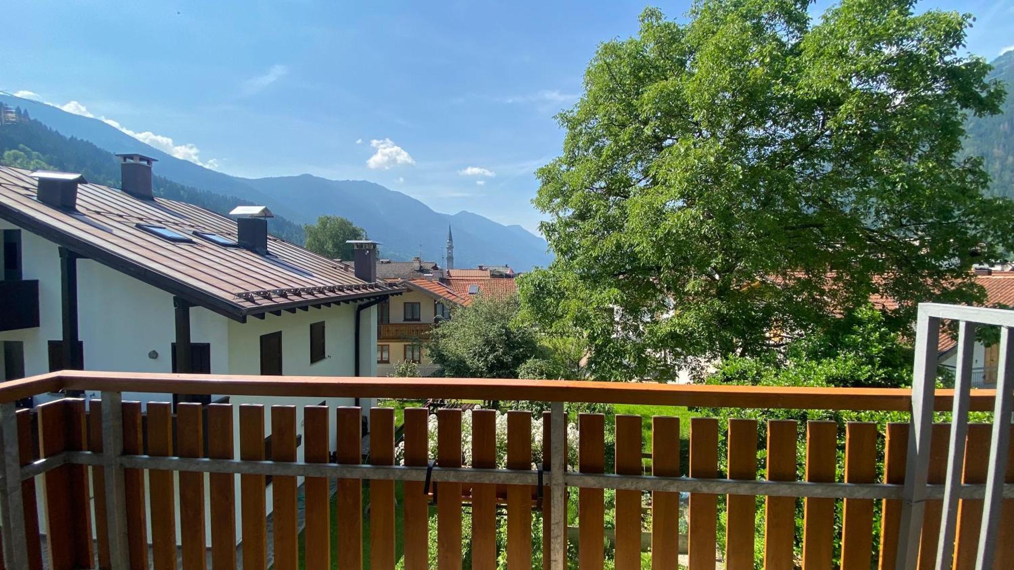 Casteluce Hotel Funivie Pinzolo Exteriér fotografie